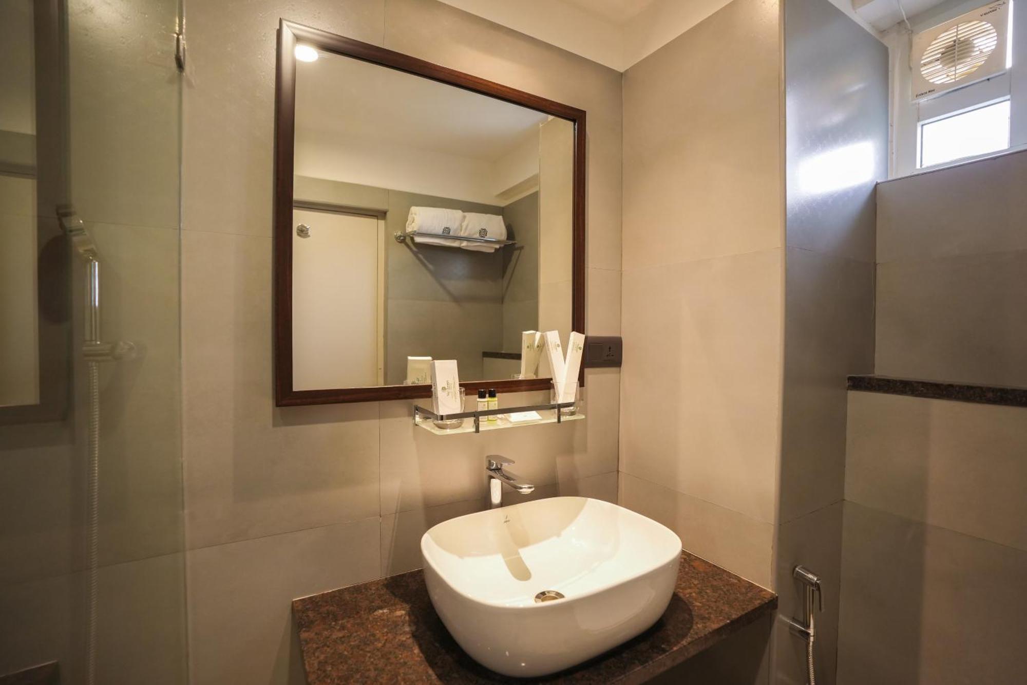 מלון העיר בנגלור Vaishnavi Residency מראה חיצוני תמונה