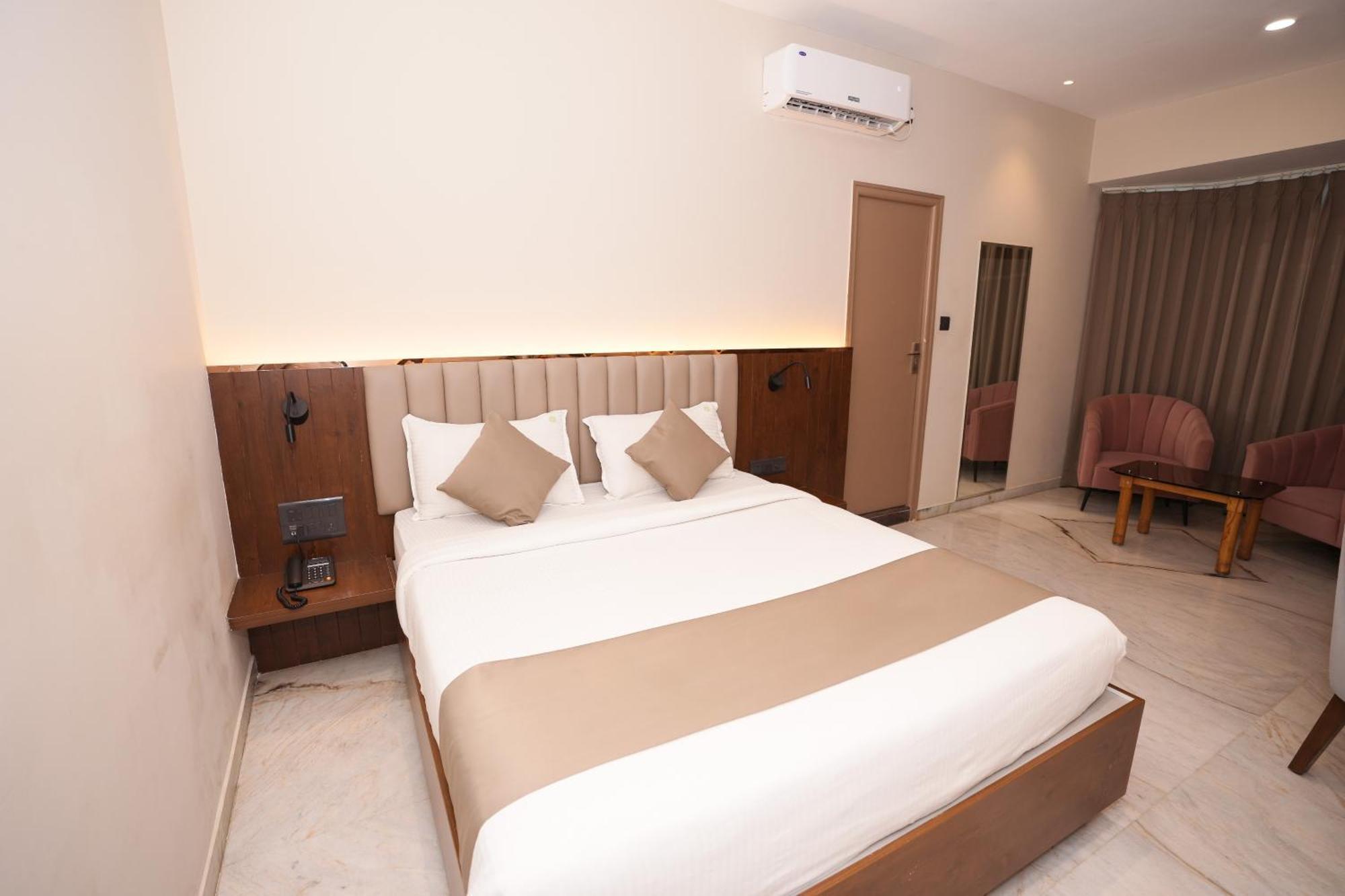 מלון העיר בנגלור Vaishnavi Residency מראה חיצוני תמונה